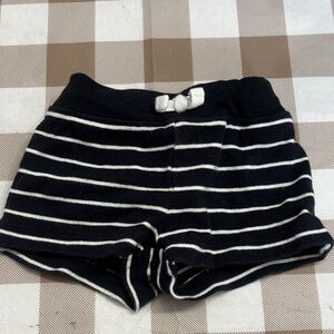 🟢10/$10 - Black and White Striped Shorts